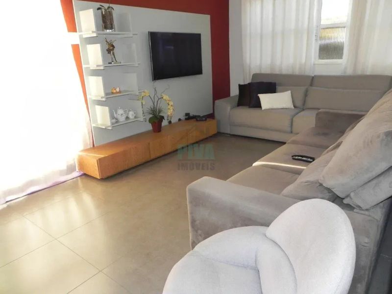 Casa com 2 quartos — Alto Caiçaras, Belo Horizonte