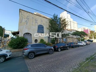 Imóvel Comercial com 3 Quartos para alugar, 235m² no Cambuí, Campinas