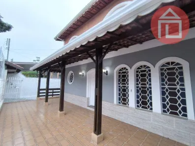 Casa com 3 Quartos para alugar, 300m² no Jardim Nova Bragança, Bragança Paulista