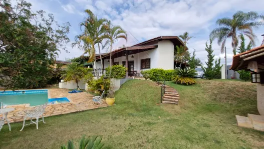 Fazenda/Sítio com 3 Quartos à venda, 1200m² no Portal São Marcelo, Bragança Paulista