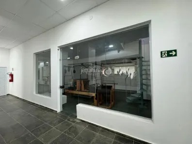 Sala Comercial para alugar, 50m² no Enseada, Guarujá