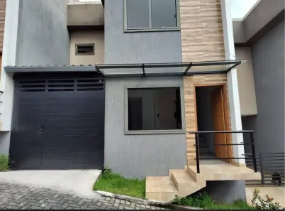 Sobrado com 2 Quartos à venda, 75m² no Retiro, Volta Redonda