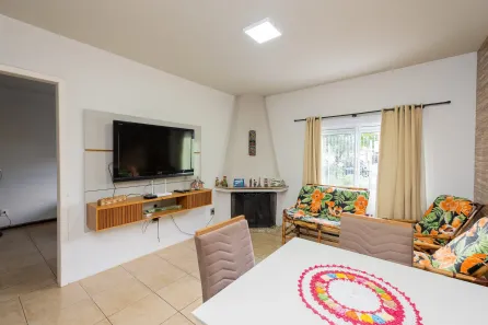 Casa com 2 Quartos à venda, 125m² no Laranjal, Pelotas