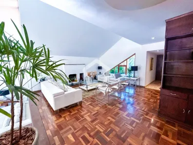 Casa com 3 Quartos à venda, 350m² no Jardim Marajoara, São Paulo