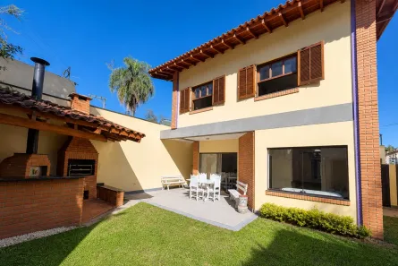 Casa com 4 Quartos à venda, 243m² no Morumbi, São Paulo