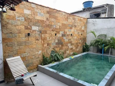 Casa com 3 Quartos à venda, 200m² no Coqueiro, Ananindeua