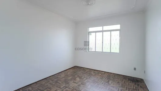 Casa com 2 Quartos para alugar, 83m² no Centro, Pelotas