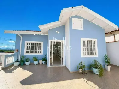 Sobrado com 5 Quartos para alugar, 285m² no Jardim Terras de São João, Jacareí