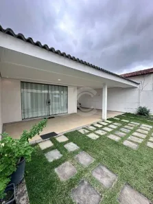 Casa com 3 Quartos à venda, 259m² no Recreio, Vitória da Conquista
