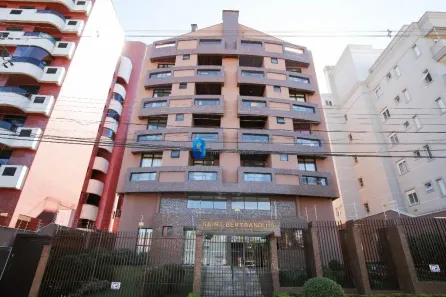 Apartamento com 2 Quartos à venda, 82m² no Centro Cívico, Curitiba