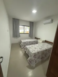 Casa de Condomínio com 3 Quartos à venda, 300m² no Novo Cavaleiro, Macaé