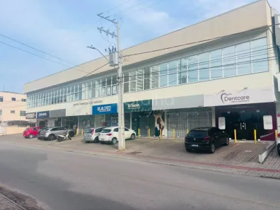 Ponto Comercial para alugar, 59m² no Centro, Palhoça