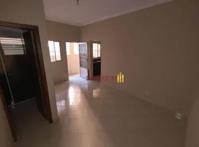 Casa com 1 Quarto para alugar, 55m² no Vila Ester (Zona Norte), São Paulo