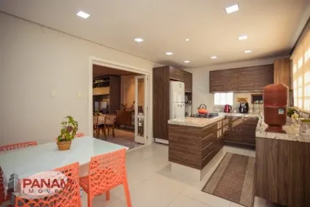 Casa com 3 Quartos à venda, 255m² no Jardim Sabará, Porto Alegre