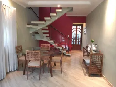 Sobrado com 3 Quartos à venda, 250m² no Parque Renato Maia, Guarulhos
