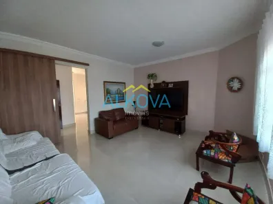 Sobrado com 4 Quartos à venda, 337m² no Jardim Satélite, São José dos Campos