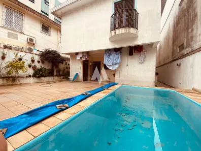 Sobrado com 4 Quartos à venda, 255m² no Embaré, Santos