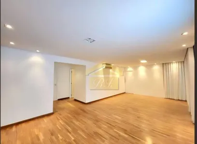 Apartamento com 4 Quartos para venda ou aluguel, 210m² no Vila Olímpia, São Paulo