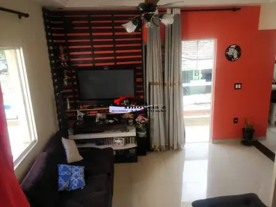 Sobrado com 2 Quartos à venda, 90m² no Vila Voturua, São Vicente