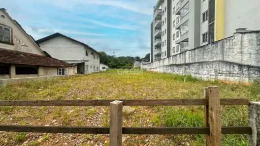 Lote/Terreno à venda, 1175m² no Bom Retiro, Joinville