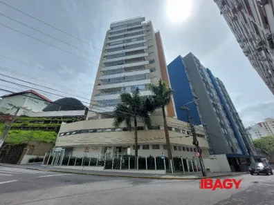 Apartamento com 2 Quartos para alugar, 73m² no Centro, Florianópolis