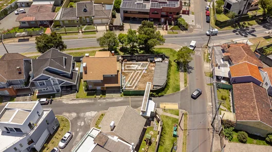Lote/Terreno à venda, 251m² no Butiatuvinha, Curitiba