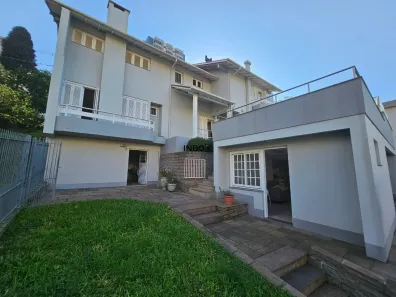 Casa com 3 Quartos à venda, 230m² no Humaitá, Bento Gonçalves