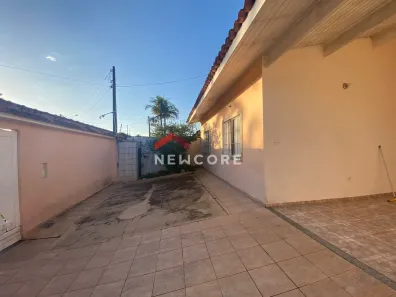 Sobrado com 3 Quartos à venda, 184m² no Jardim Ribamar, Peruíbe