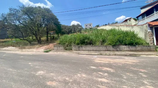 Lote/Terreno com 1 Quarto à venda, 1085m² no Minas de Inhandjara, Itupeva