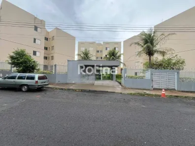 Apartamento com 2 Quartos para alugar, 60m² no Presidente Roosevelt, Uberlândia