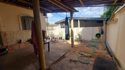 Casa com 2 Quartos à venda, 219m² no Martins, Uberlândia