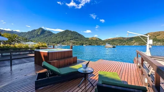 Casa com 5 Quartos para alugar, 350m² no Portogalo, Angra dos Reis