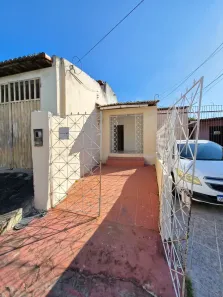 Casa com 3 Quartos à venda, 95m² no Alecrim, Natal