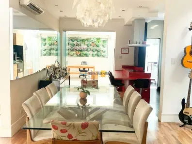 Sobrado com 4 Quartos à venda, 307m² no Vila Gumercindo, São Paulo