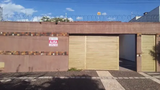 Casa com 3 Quartos à venda, 200m² no Jardim Presidente, Goiânia