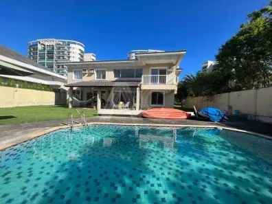 Casa de Condomínio com 5 Quartos à venda, 490m² no Barra da Tijuca, Rio de Janeiro