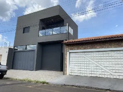 Casa com 3 Quartos à venda, 255m² no Parque Residencial Nova Franca, Franca