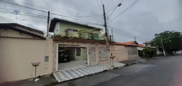 Sobrado com 4 Quartos à venda, 280m² no Jardim Medina, Poá