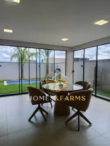 Sobrado com 4 Quartos à venda, 205m² no Jardins Porto, Senador Canedo