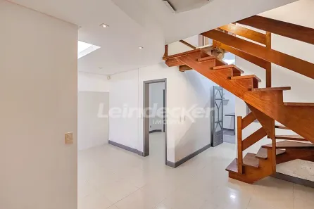 Casa com 3 Quartos para alugar, 176m² no Santana, Porto Alegre