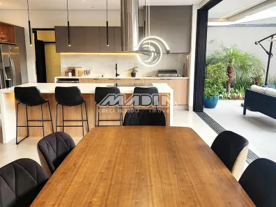 Casa de Condomínio com 3 Quartos à venda, 290m² no Jardim do Lago, Campinas