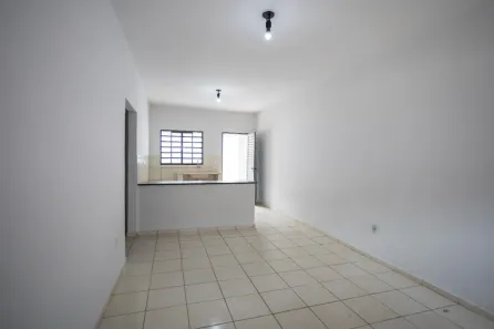 Casa com 2 Quartos para alugar, 60m² no Mansões Paraíso, Aparecida de Goiânia