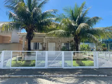 Casa com 4 Quartos à venda, 200m² no Pontinha, Araruama