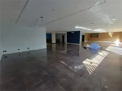 Prédio Comercial para alugar, 748m² no Gonzaga, Santos