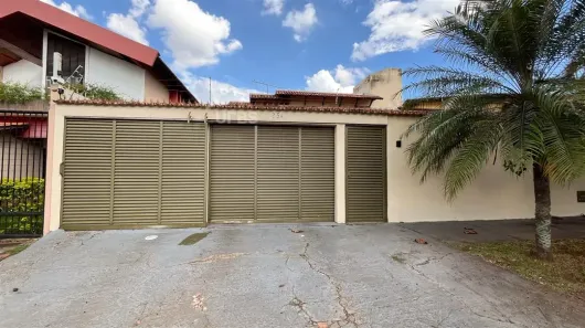 Casa com 4 Quartos à venda, 300m² no Anhanguera, Goiânia
