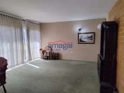 Casa com 3 Quartos à venda, 211m² no Centro, Jacareí