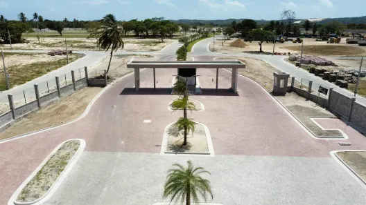 Lote/Terreno à venda, 200m² no Mangabeira, Eusébio
