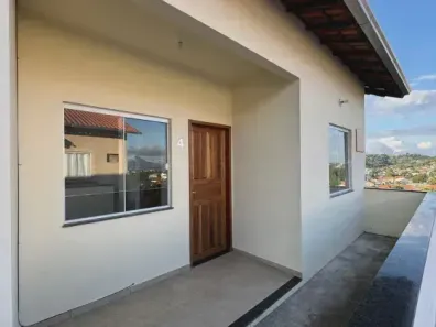 Casa com 1 Quarto para alugar, 60m² no Centro, Maricá