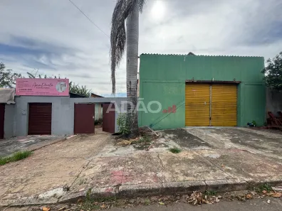 Casa com 3 Quartos à venda, 450m² no Vila Brasília, Aparecida de Goiânia