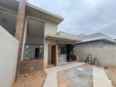 Casa com 3 Quartos à venda, 75m² no Extensão do Bosque, Rio das Ostras